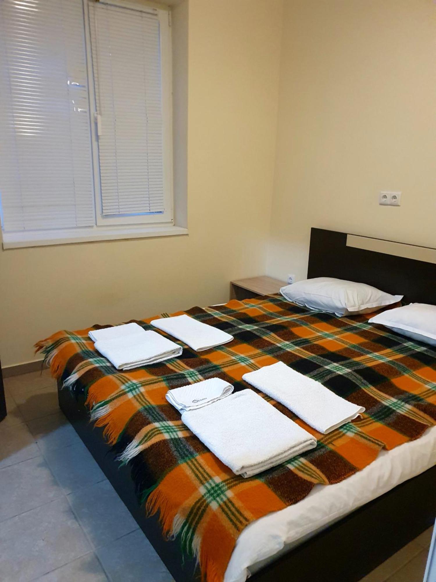 Viriks Hotel Burgas Stad Buitenkant foto