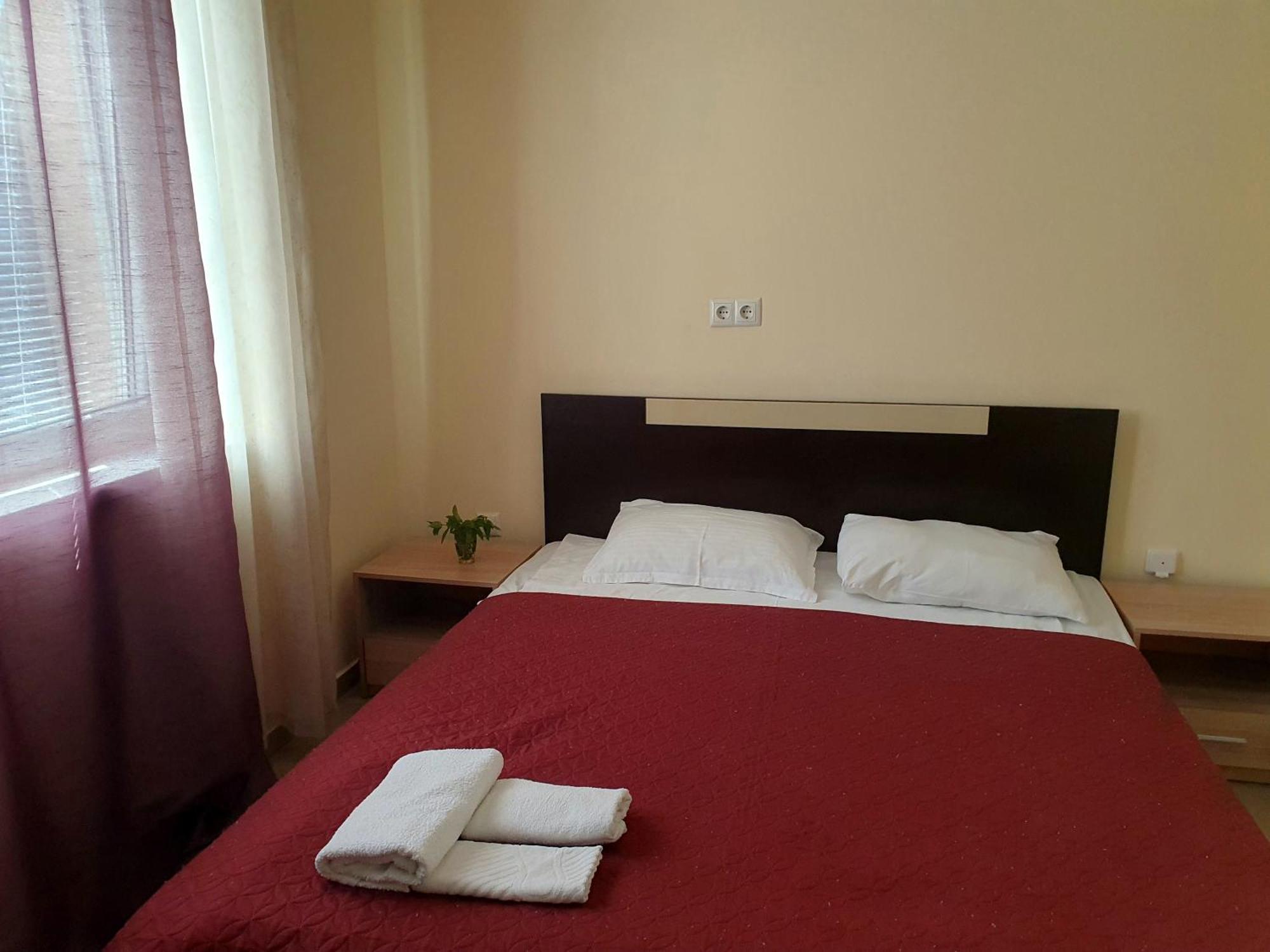 Viriks Hotel Burgas Stad Buitenkant foto