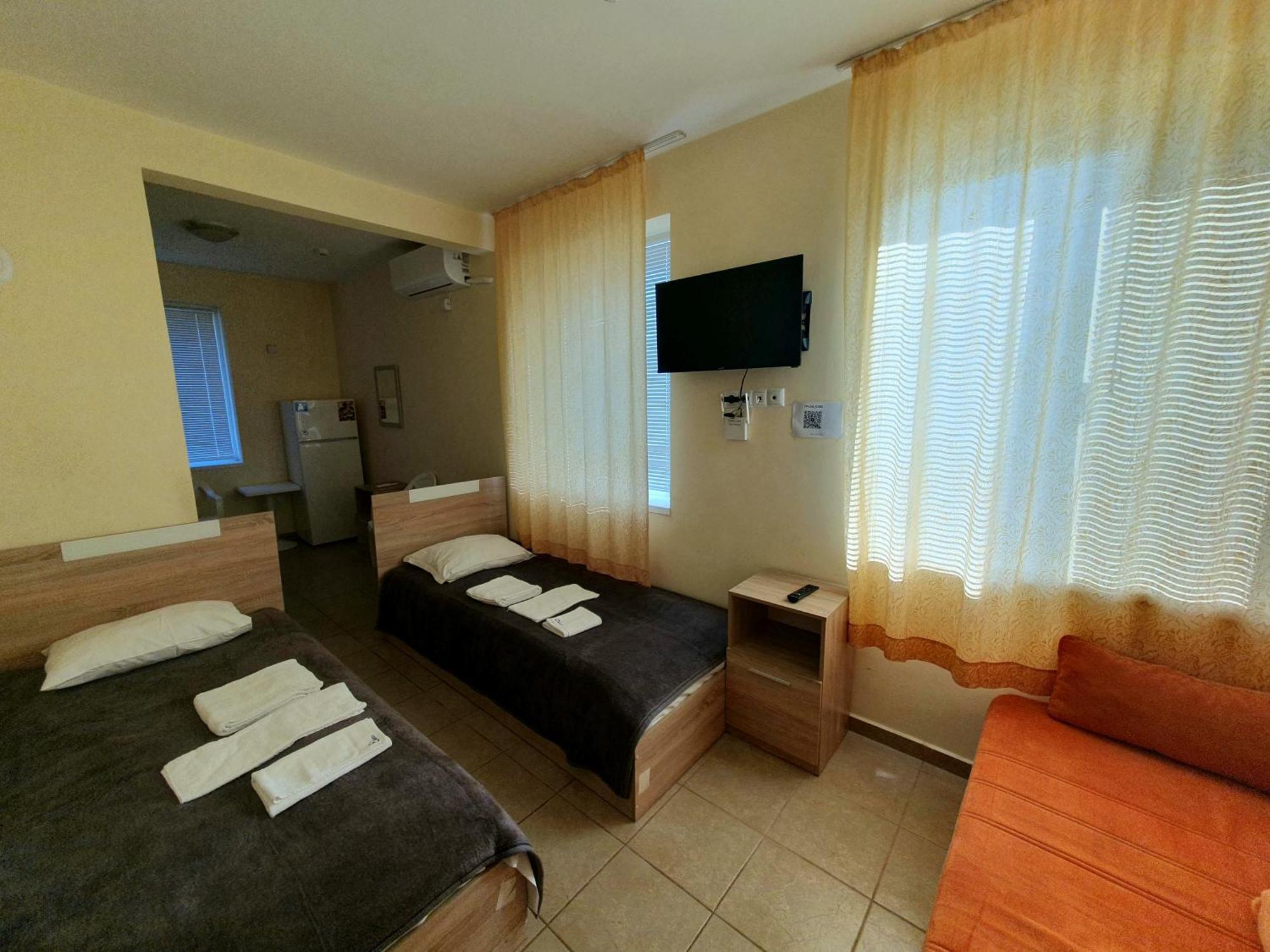 Viriks Hotel Burgas Stad Buitenkant foto