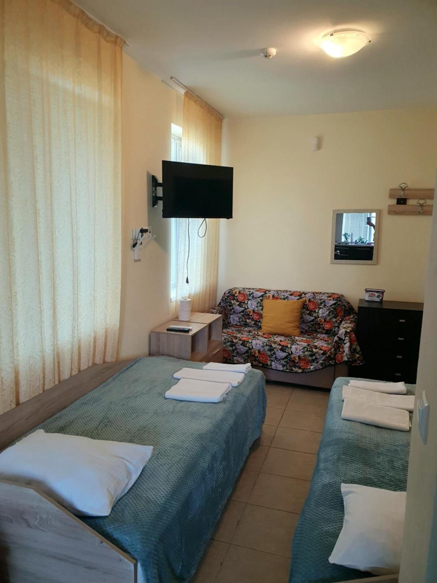 Viriks Hotel Burgas Stad Buitenkant foto